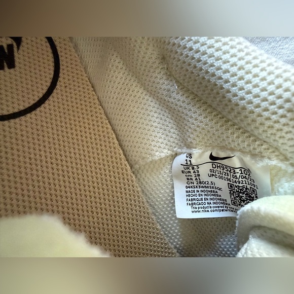 Nike Waffle Debut Women’s Size 11 Sneakers Mens 9.5 Sanddrift Black DH9523-102 - Picture 3 of 12